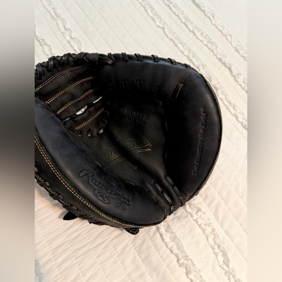Rawlings Renegade Baseball RHT Catchers Mitt RCMBB 32 1/2 In Fastback Lite Toe - Picture 2 of 8